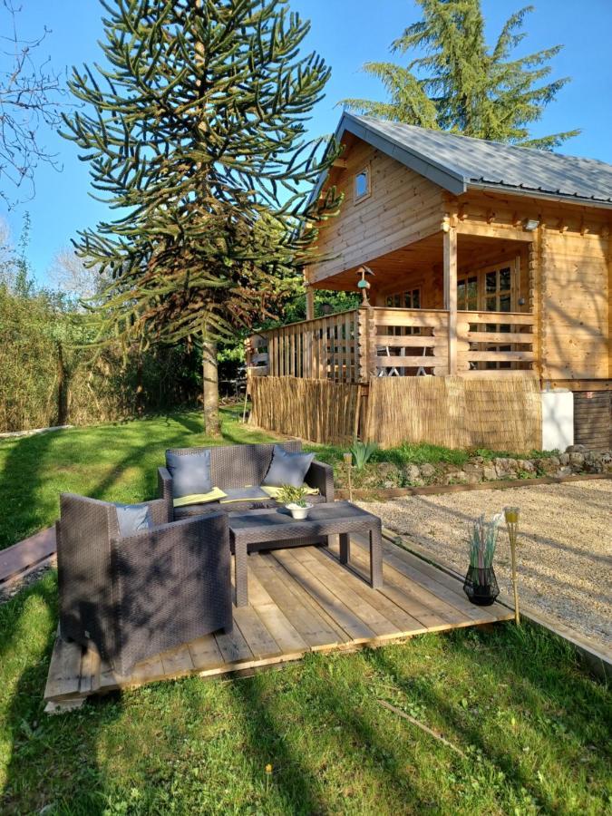 L'orée des bois , détente et calme . Villa Mesigny Exterior foto